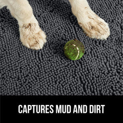 GORILLA GRIP SoakStopper soft chenille microfiber feels plush and dries quickly.