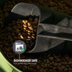GUNNER heavy-duty dog scoop ready for daily use and durable performance.
