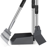 Heeyoo dog poop tray in use provides a steady base for quick cleanup