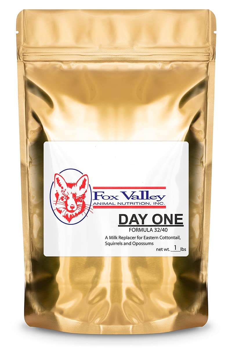 Henry's Healthy Pets Fox Valley Day One bottle pour demonstrates easy mixing for quick, ready-to-feed formula.