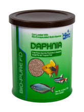 Hikari Bio-Pure Freeze Dried Daphnia Bag shows ready-to-use portions for simple feeding.