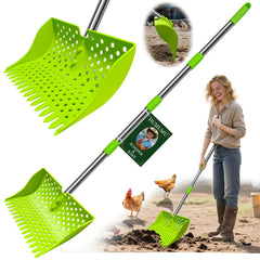HUMUMU 12-inch 2-in-1 scooper in use for quick coop cleanup