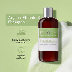 iGroom Argan+Vitamin E dog shampoo lather demonstrates quick-rinse cleansing for pets.