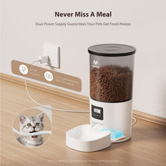 IMIPAW desiccant packet storage keeps dry food fresh between refills and trips.