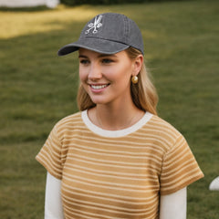 INNObeta cap grey worn during a festive gift exchange with vintage denim-inspired look