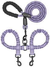 iyoshop dual dog leash overall view highlights sturdy two dog setup for everyday walks