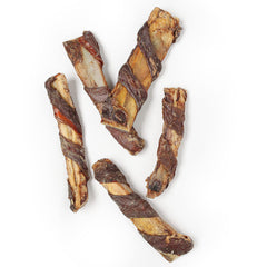 Jack&Pup Twist Beef Rib Bone close-up—beef flavor wrapped around bone for tasty chewing sessions.