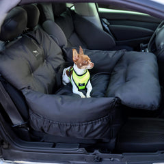 Jacko & Co Premium Dog Car Seat side-pocket detail showcasing convenient storage.