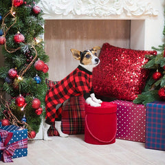Jamktepat dog fleece sweater buffalo plaid side profile highlights cozy warmth and holiday-ready style.
