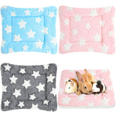 Jetec 3 Pcs Bunny Guinea Pig Beds packaging shows three color options for small pets.