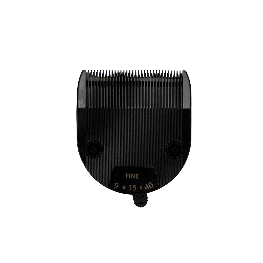 Kenchii Flash 5 blade closeup highlighting precise edge for cleaner dog grooming.