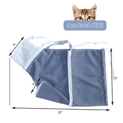 KlerRoem grooming glove in use demonstrates thorough dirt removal and gentle pet massage.