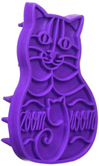 KONG Rubber Brush Cat closeup reveals skin-friendly TPE and gentle brushing.