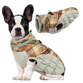 LeLePet warm dog winter coat back-zipper detail enables easy dressing and maintenance.