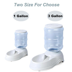 Leptzoa dog-cat feeder with transparent container aids monitoring food levels and reduces refills.