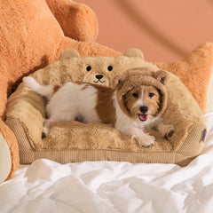 LE SURE Cat Bed bear design close-up with plush faux fur for cozy naps.