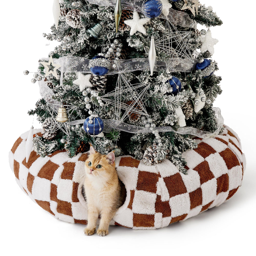 LE SURE Lesure cat tunnel bed plush interior for cozy naps.