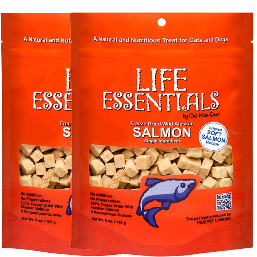 LIFE ESSENTIALS BY CAT-MAN-DOO pack-shot: freeze-dried salmon treats, grain-free, ideal for training rewards.