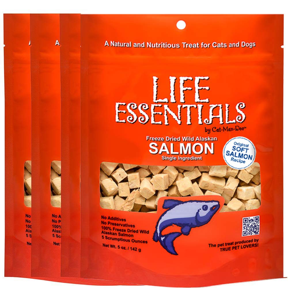 LIFE ESSENTIALS CAT-MAN-DOO freeze-dried salmon treats bag; protein-rich training snack.