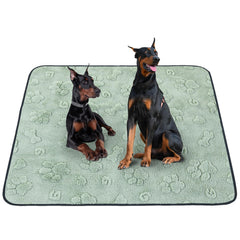 LOOBANI pad-absorbent-top-layer keeps surfaces dry during puppy training