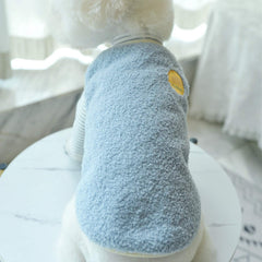 Loyanyy fleece closeup reveals soft, skin-friendly lining for comfortable wear.