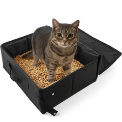 Loyareal portable travel litter box lid closed shows secure, odor-minimizing travel setup.