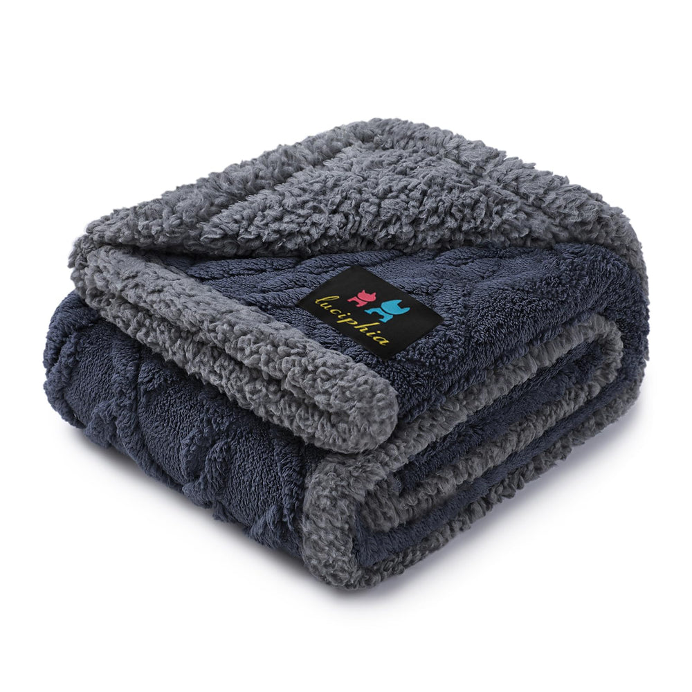 Luciphia waterproof pet blanket closeup fleece for cozy warmth