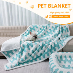 Maidewow waterproof pet blanket Reversible design shown with two cozy sides.