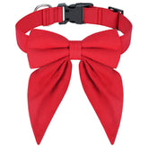 Malier Christmas dog collar with bow tie in red for medium dogs, festive look.