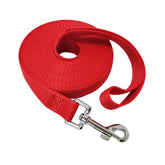 Mandao nylon training leash 20ft red in-hand view highlights sturdy 3/4 inch width.