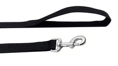 MANDAO leash on beach scene highlights lightweight wear-resistance