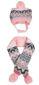 MaruPet dog hat knitted close-up showing soft acrylic warmth for chilly days