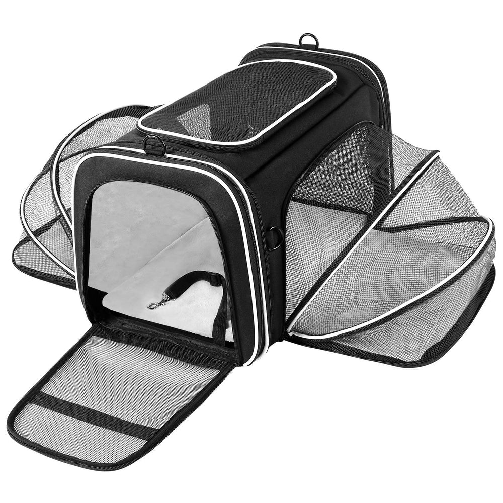 MASKEYON pet carrier top-loading opening facilitates easy access and pet interaction