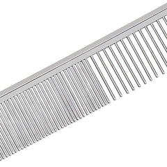 Master Grooming Tools Greyhound comb grip-handle close-up highlights non-slip, steady brushing