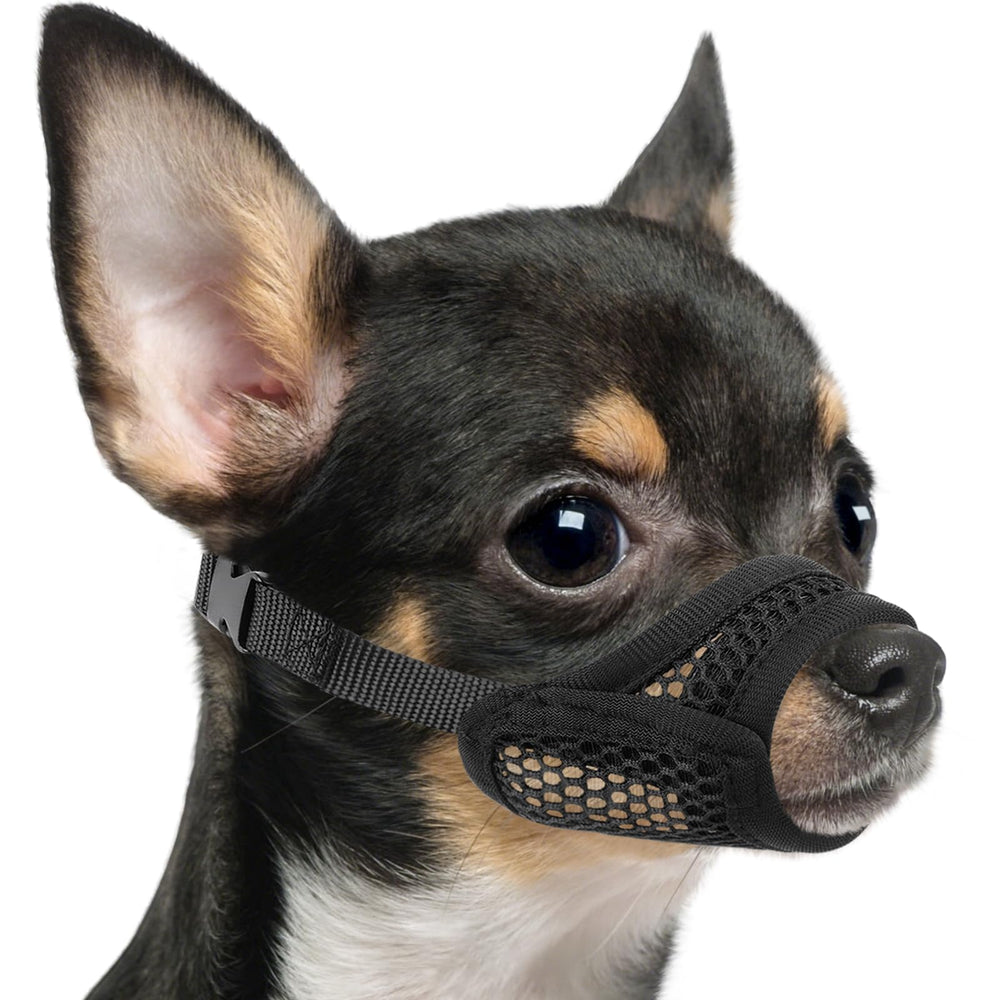 Mayerzon mesh muzzle front opening for brachycephalic comfort during grooming