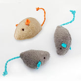 MEETCARE cat toy mouse close-up highlights realistic ears for engaging, hunting-style play.