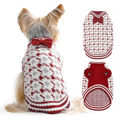 MengMengDa Christmas dog sweater worn by model for cozy holiday look.