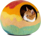 MEOWFIA Cat Cave merino-wool close-up highlighting soft, premium fibers.