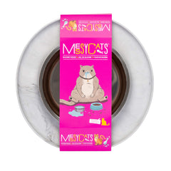 Messy Cats spill-proof design highlights raised edge to contain mess.