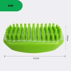 Metopets Rubber Curry Brush four-point bristles close-up for coat stimulation.