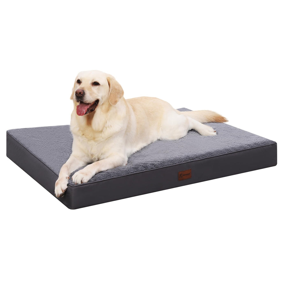 MIHIKK waterproof dog bed close-up highlights tear-resistant fabric and TPU waterproof layer for durability.