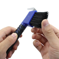 Moicstiy soft-touch handle aids comfortable hoof cleaning grip