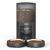 Molypet automatic feeder with double bowls ready for two-cat feeding, balanced portions.