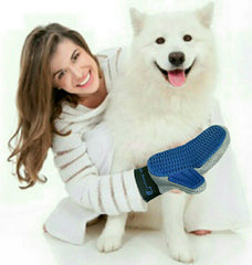 Mr. Peanut's glove features breathable mesh for quick-drying, easy cleaning after grooming.