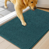 MUDGUARD MAT closeup shows dirty paw absorption with ultra-absorbent microfiber.
