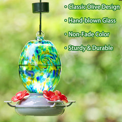 Muse Garden 19oz feeder with plastic base offers weather-resistant reliability.