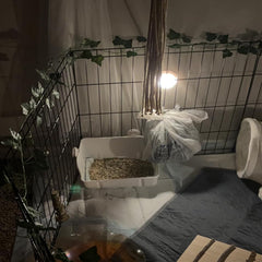 MUYG rabbit litter box easy-clean grid enables fast cleaning.