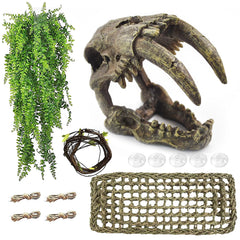 MUYG resin skull habitat centerpiece provides a bold hideout for reptiles.