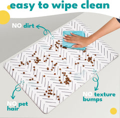 Nalalas waterproof dog feeding mat easy to wipe after messes.