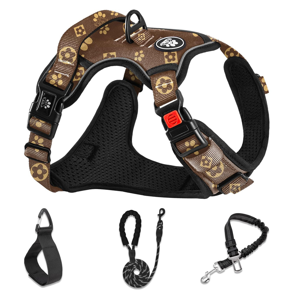 NestROAD No Pull Harness side-dressing shows fast, stress-free on/off designed for easy fitting